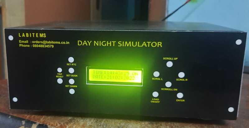 Dawn and dusk sunlight mimicking system for insectaries -microprocessor based Dawn and dusk sunlight mimicking system for insectaries -microprocessor based