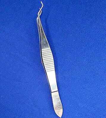 Microdissection forceps for entomology